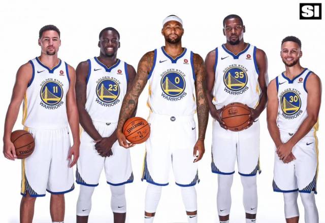 缘玩家在夜 缘玩家在夜